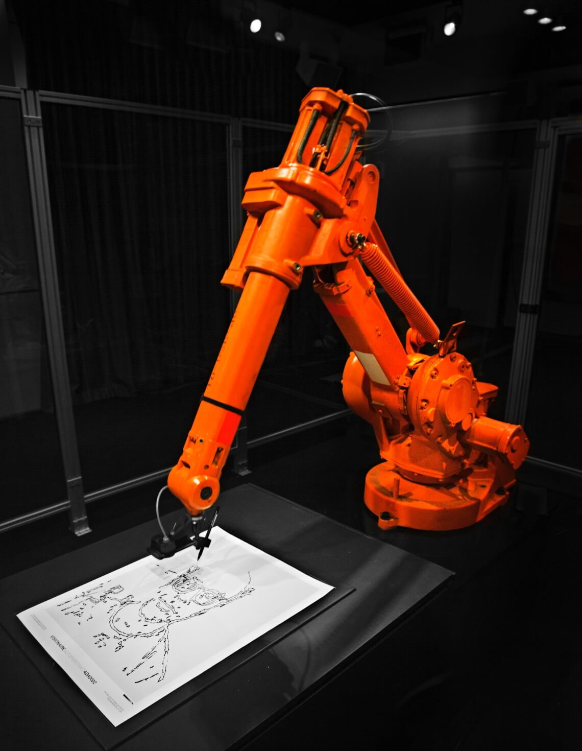 Robot draws picture of visitor in real time in New York