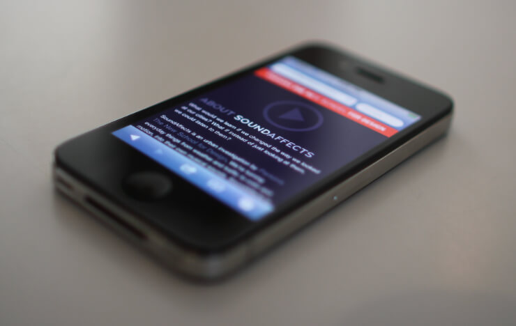 Live video feed showcasing New York street activity